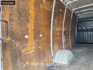 Iveco Daily Iveco Daily 35C18 Automaat Dubbellucht L3H2 3,5t Trekhaak Airco Camera Imperiaal Euro6 L4H2 16m3 Airco Trekhaak Cruise control - afbeelding nr 8
