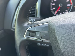 SEAT Ateca Seat Ateca 1.0 EcoTSI Limited Edition Volleer | Stoelverwarming | Apple CarPlay | Navigatiesysteem | Elektrisch bedienbare achterklep | Lichtmetalen velgen | Draadloze telefoonlader | Lane assist & Blind Spot detectie | Parkeersensoren voor en achter - afbeelding nr 10