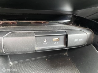 Kia Rio Kia Rio 1.2 CVVT ExecutiveLine 68.DKM ECC CRUISE PDC CAMERA LED - afbeelding nr 9