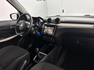 Suzuki Swift Suzuki Swift 1.2 Sportline | Navigatie | 17'' L.M. Velgen | Dakspoiler - afbeelding nr 5