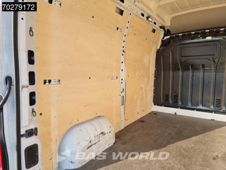 Renault Master Renault Master 135PK L2H3 Airco Cruise Parkeersensoren Hoog dak L2H2 11m3 Airco Cruise control - afbeelding nr 8
