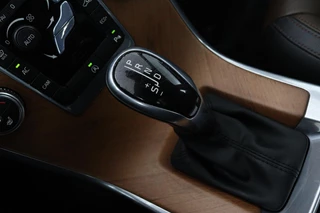 Volvo XC60 Volvo XC60 2.0 T5 Summum | 1e eigenaar | Leder |  Stoelverwarming | Trekhaak | Navigatie | Sportstoelen | Memory | Bluetooth | Climate control - afbeelding nr 19