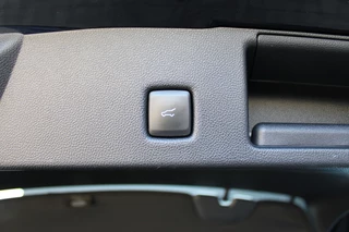 Ford Kuga Ford Kuga 2.5 PHEV ST-Line X | Trekhaak | Navigatie | BLIS | Camera | B&O - afbeelding nr 48