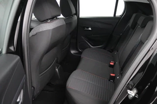 Peugeot 208 Peugeot 208 1.2 PureTech Blue Lease Active (PARKEERSENSOREN ACHTER, NAVIGATIE, BLUETOOTH, NL-AUTO, GOED ONDERHOUDEN) - afbeelding nr 12