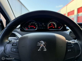 Peugeot 208 Peugeot 208 1.2 VTi Style | Airco | Cruise | Nav | PDC V+A | Orig NL | NAP | Dealer ond | DB riem vervangen - afbeelding nr 12