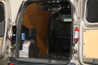 Ford Transit Courier Ford Transit Courier 1.5 TDCI 100pk Euro 6 Limited Airco Navigatie BPM Vrij - afbeelding nr 13