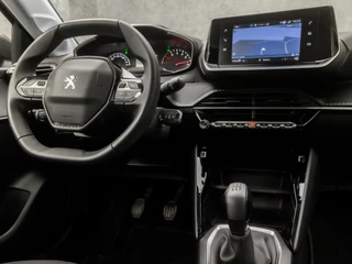 Peugeot 208 (APPLE CARPLAY, GROOT NAVI, PARKEERSENSOREN, SPORTSTOELEN, LM VELGEN, LANE ASSIST, CRUISE, NIEUWE APK, NIEUWSTAAT) - afbeelding nr 7