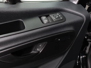 Mercedes-Benz Sprinter Mercedes-Benz Sprinter 319CDi 3.0V6 L2H2 | Led | 3500Kg Trekhaak | Camera | Betimmering | Touchscreen | 3-Persoons - afbeelding nr 8
