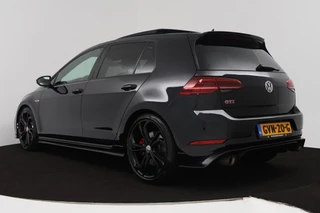 Volkswagen Golf Volkswagen GOLF 2.0 TSI GTI TCR (AKRAPOVIC, PANORAMADAK, CAMERA, STOELVERWARMING, CRUISE CONTROL, DEALER ONDERHOUDEN) - afbeelding nr 5