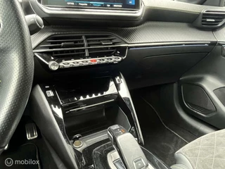 Peugeot 208 Peugeot 208 1.2 PureTech GT 130PK|BOMVOL|CARPLAY|PANO|360| - afbeelding nr 30