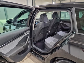 Škoda Octavia Škoda Octavia Combi 1.5 TSI MHEV 150pk Facelift | Infotainment Pack | Trekhaak | Travel Pack | - afbeelding nr 25