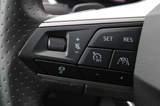 SEAT Arona SEAT Arona 1.0 TSI FR DSG Cam/Carplay/Virtual/LED/Navi/Winter. 