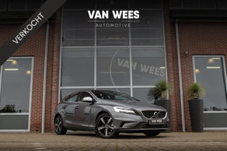 Volvo V40 2.0 T2 R-Design Facelift | 2e eigenaar | LED | Navigatie | 17 inch | Climate control | Alcantara/leer | Sportstoelen | PDC | Cruise control | Sportstuur | 122 pk