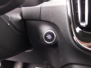 Volvo XC40 AUTOMAAT / TREKHAAK / FULL LED / STOELVERW / CARPLAY / CAMERA / NAVI / CLIMA / NL-AUTO - afbeelding nr 35