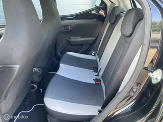 Toyota Aygo Toyota Aygo 1.0 VVT-i x-clusiv  |Clima|Camera| Carplay - afbeelding nr 11