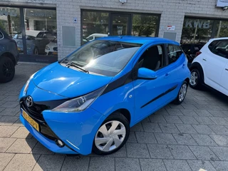 Toyota Aygo Toyota Aygo 1.0 VVT-i x-play 5Drs Camera NAP - afbeelding nr 4