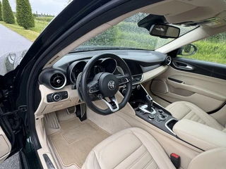 Alfa Romeo Giulia Alfa Romeo Giulia 2.0T Verde Visconti!! 37dkm!! Pano! Vol!! - afbeelding nr 11