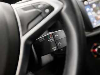 Dacia Logan (NAVIGATIE, AIRCO, CRUISE, SPPORTSTOELEN, ARMSTEUN, BLUETOOTH, TREKHAAK, NIEUWE APK, NIEUWSTAAT) - afbeelding nr 20