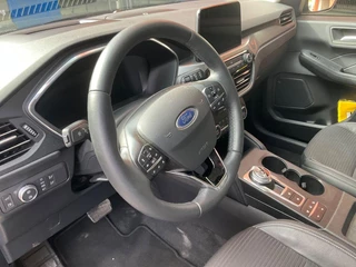 Ford Kuga Ford Kuga 2.5 PHEV Titanium X | Adaptive cruise control | Winter Pack | Head up Display | Bang&Olufsen | Half leder bekleding - afbeelding nr 4