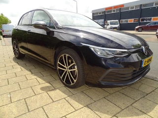 Volkswagen Golf Volkswagen Golf 1.0 ETSI LIFE BNS- Led-Media app-Virtual Dash-Cruise-Navi-Clima-Lmv-Blth - afbeelding nr 4