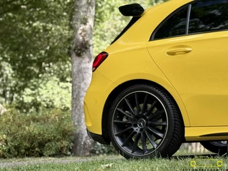 Mercedes-Benz A-Klasse Mercedes A-klasse AMG 35 4MATIC / Pano / Burmester - afbeelding nr 19