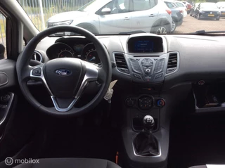 Ford Fiesta Ford Fiesta 1.0 Style Airco 5-Deurs Nav Nap Dealer OH Isofix - afbeelding nr 13