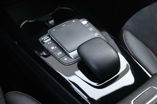 Mercedes-Benz CLA Mercedes CLA-klasse Shooting Brake 180 AMG/19inch/Navi/Led - afbeelding nr 26