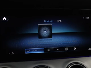 Mercedes-Benz E-Klasse Mercedes-Benz E-klasse 300de Avantgarde | Schuifdak | Stoelverwarming |  Carplay | Sfeerverlichting | Trekhaak | 360 camera | Navigatie | Full LED - afbeelding nr 19