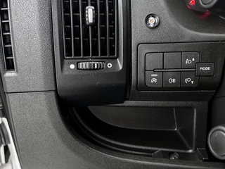 Opel Movano Opel Movano 2.2D 140pk Meubelbak Bakwagen met Laadklep Achteruitrijcamera Cruise Control - afbeelding nr 23