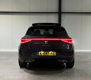SEAT Leon Seat Leon 1.5 eTSI FR 150PK Pano Virtual Sfeer Trekhaak VOL! - afbeelding nr 8