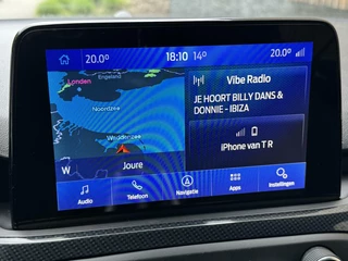 Ford Focus Ford Focus Wagon 1.0 EcoBoost Hybrid ST Line | Navigatiesysteem | Stoelverwarming | Stuurverwarming | LED verlichting | Apple CarPlay | Achteruitrijcamera | Inparkeerhulp | Parkeersensoren voor en achter - afbeelding nr 16