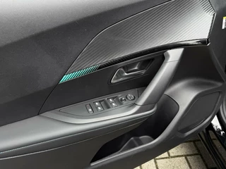 Peugeot e-2008 Peugeot e-2008 EV Allure Pack 50 kWh SOH 97% 360 Camera Navi - afbeelding nr 17
