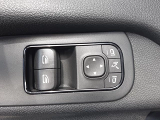Mercedes-Benz Sprinter Mercedes-Benz Sprinter 315 CDI 150Pk L2H2 Automaat Cruisecontrol Airco MBux Achteruitrijcamera - afbeelding nr 9