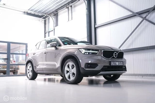 Volvo XC40 Volvo XC40 1.5 T2 Momentum | Schuifdak | Trekhaak | Camera | LED | stoel & stuurwielwarming | - afbeelding nr 24