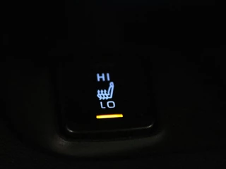 Toyota Corolla Toyota Corolla 2.0 Hybrid GR-Sport | Stoel & stuurverwarming | Camera | Adaptive cruise | Sportstoelen | Park Assist | Half leder | Full LED | Keyless - afbeelding nr 8