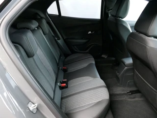 Peugeot 2008 Peugeot 2008 1.2 130PK ✅NW MODEL✅ BLACK EDITION TREKHAAK BLINDSPOT CARPLAY NAVI LED VIR.COCKPIT 360.CAMERA ADAP.CRUISE KEYLESS STOELVERW. 11/2024 - afbeelding nr 40
