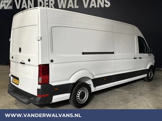 Volkswagen Crafter Volkswagen Crafter 2.0 TDI 140 pk L4H3 L3H2 Euro6 Airco | 2x zijdeur | Camera | Apple Carplay | Android Auto Parkeersensoren, Bijrijdersbank - afbeelding nr 12