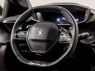 Peugeot 208 Automaat (VIRTUAL COCKPIT, APPLE CARPLAY, GROOT NAVI, LEDER, SFEERVERLICHTING, SPORTSTOELEN, 360 CAMERA, ADAPTIVE CRUISE, KEYLESS, GETINT GLAS, NIEUWSTAAT) - afbeelding nr 18