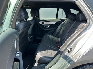 Mercedes-Benz C-Klasse Mercedes-Benz C-Klasse Estate C180 AMG Line Aut7 Leder LED Sfeerlicht Cruise Trekhaak - afbeelding nr 16