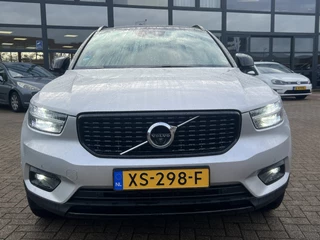 Volvo XC40 Navigatie Trekhaak Panoramadak Leder Elek stoelen Standkachel 360 Camera Intellisafe Carplay NL Auto Vol - afbeelding nr 9