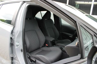 Toyota Corolla Toyota Corolla 1.8 Hybrid Business | 1e Eigenaar | Apple Carplay/Android Auto. - afbeelding nr 41