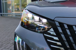 Peugeot 2008 Peugeot 2008 1.2 130PK AUTOMAAT GT PACK | NAVIGATIE | FULL LED KOPLAMPEN | DRAADLOZE APPLE CARPLAY/ANDROID AUTO | ADAPTIVE CRUISE CONTROL | CAMERA VOOR + ACHTER | CLIMATE CONTROL | LICHTMETALEN VELGEN 17