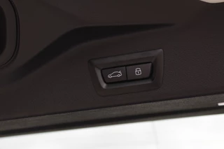 BMW X5 BMW X5 xDrive50e M-Sport | Panoramadak | H&K | Trekhaak | Comfortstoelen | Luchtvering | Glow - afbeelding nr 65