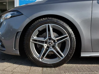 Mercedes-Benz A-Klasse 180 136pk Automaat Business Solution AMG | Origineel NL | Navi | Apple Carplay+Android Auto | Clima | Cruise | Led Koplampen | Pdc V+A+Assist+Camera | Stoelverwarming | 18''lm - afbeelding nr 37
