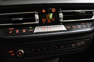 BMW 1 Serie CAMERA/CARPLAY/PANORAMADAK - afbeelding nr 27