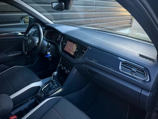 Volkswagen T-Roc Volkswagen T-Roc 2.0 TSI 4Motion 190PK! AUT|NAVI|ACC|DCC|LANE|CARPLAY - afbeelding nr 53