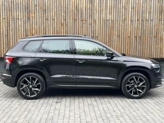 Škoda Karoq Skoda Karoq 1.5 TSI Sportline Automaat | Panoramadak | LED | Stoelverwarming | Adaptieve cruise control | Dode hoek detectie | Trekhaak uitklapbaar | Canton HiFi | Elektrisch bedienbare achterklep | Parkeersensoren voor en achter | Achteruitrijcamera - afbeelding nr 42