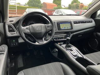 Honda HR-V Honda HR-V 1.5 i-VTEC Executive | navigatie | panoramadak | trekhaak | camera | stoelverwarming | all season banden - afbeelding nr 14