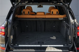 BMW X5 BMW X5 xDrive45e High Ex M-Sport Pro Shadow Pano Laser Luchtvering Trekhaak - afbeelding nr 6