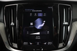 Volvo V60 Volvo V60 2.0 T8 Recharge AWD Inscription | Leder |  Stoelverwarming | Camera | Carplay | Memory | Adaptive cruise | Keyless | Full LED - afbeelding nr 17
